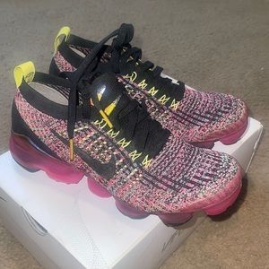 Women vapor max Nike